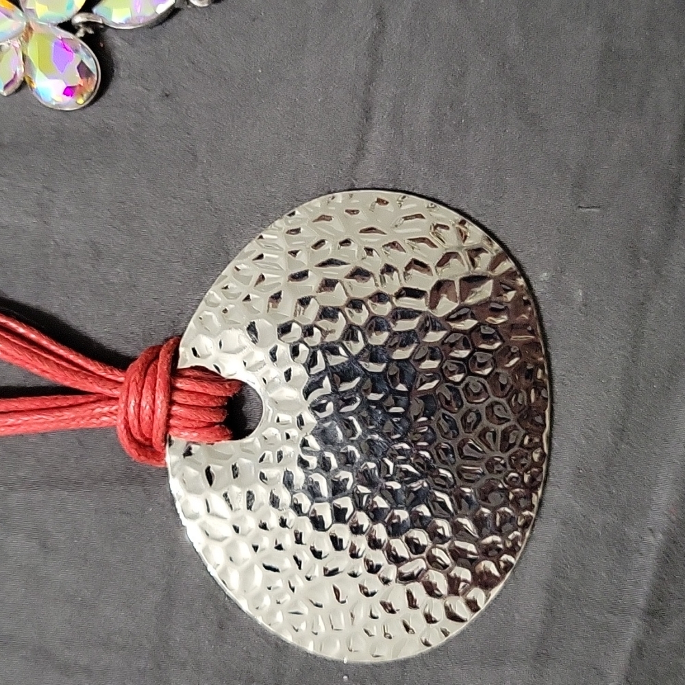 2 sets of Paparazzi necklaces with matching earrings - Picture 4 of 5